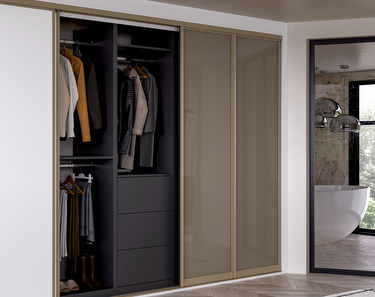Sliding wardrobe doors in white and truffle