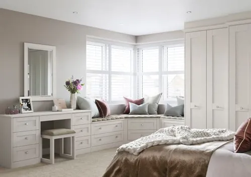 How to create a bedroom reading corner 1